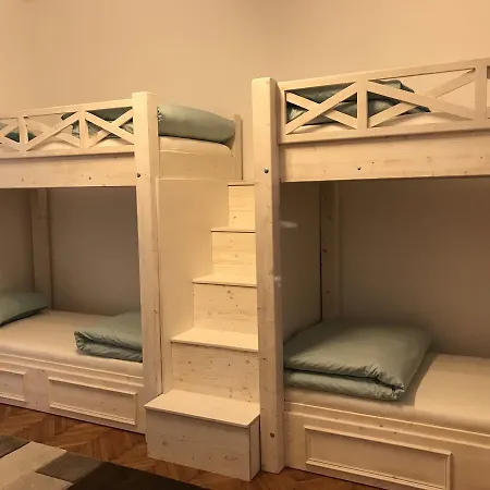 Central Cozy Hostel